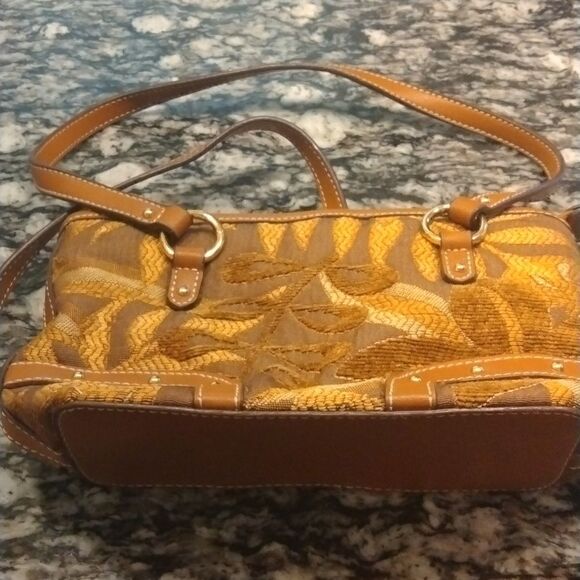 Etienne Aigner  - Picture 4 of 5